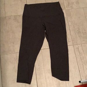 Lululemon cropped grey leggings. High waist